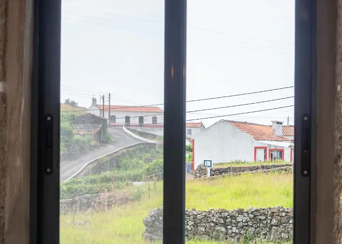 Casa Azorina - Casas Florescer Fajazinha